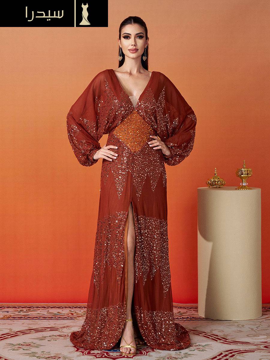 فستان مناسبات اعراس أسود بفتحة عالية وأكمام على شكل حرف V - Image 10