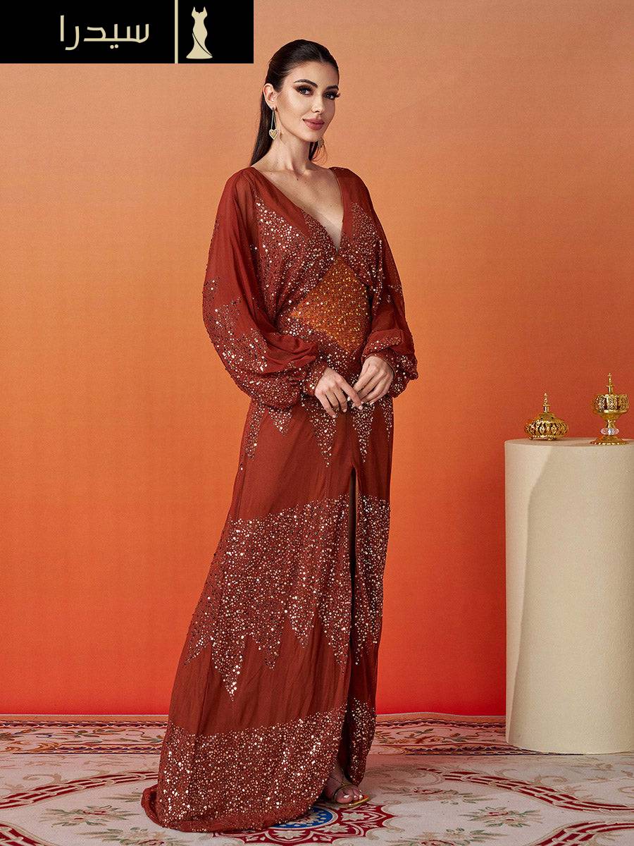 فستان مناسبات اعراس أسود بفتحة عالية وأكمام على شكل حرف V - Image 12