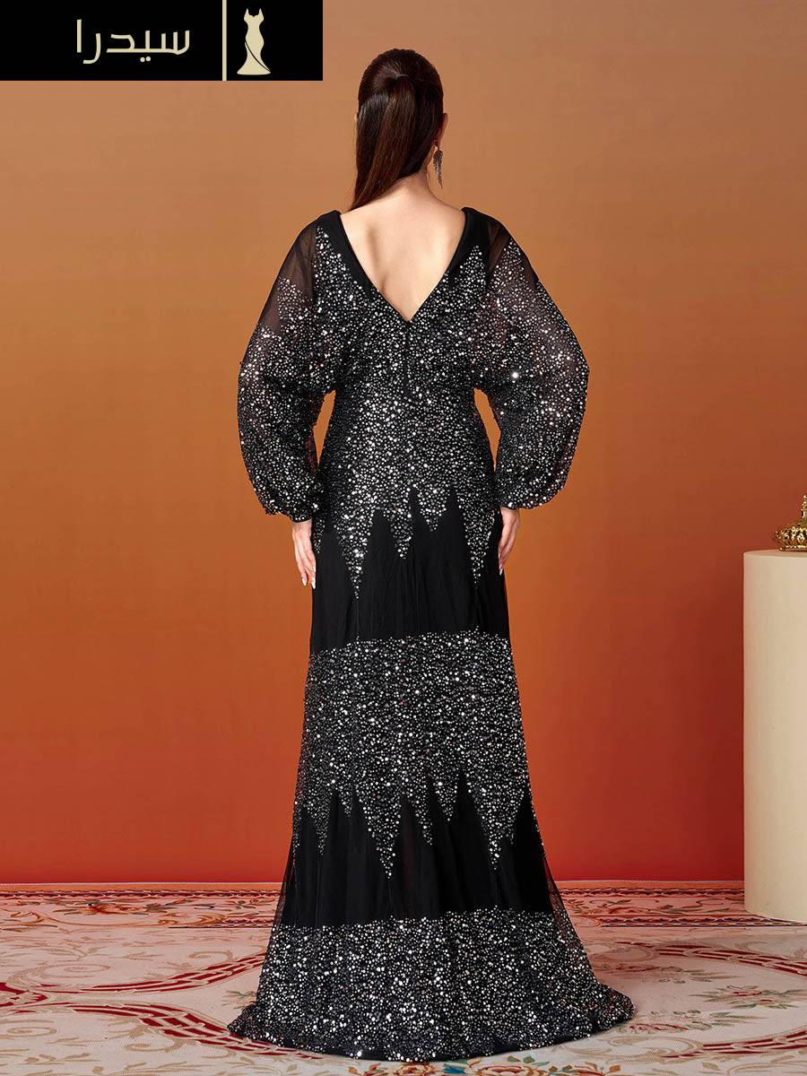 فستان مناسبات اعراس أسود بفتحة عالية وأكمام على شكل حرف V - Image 17