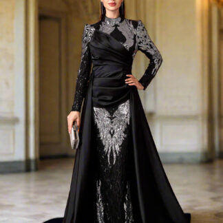 فستان بياقة واقفة من الساتان والترتر