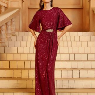 فستان سهرة قصير الأكمام مطرز بالترتر