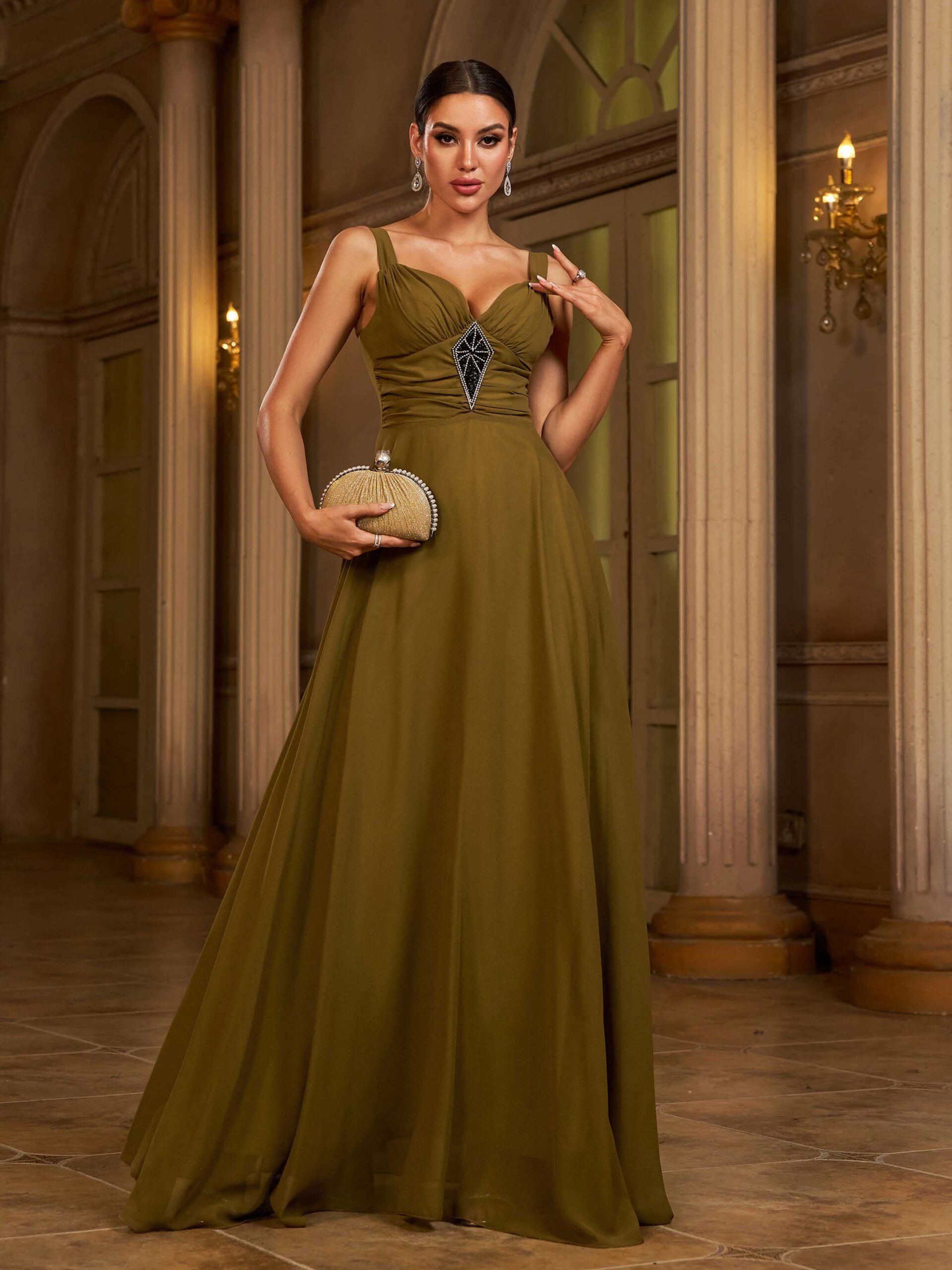 فستان سهرة زيتوني متأرجح على شكل حرف A مع أحجار الراين - Image 5