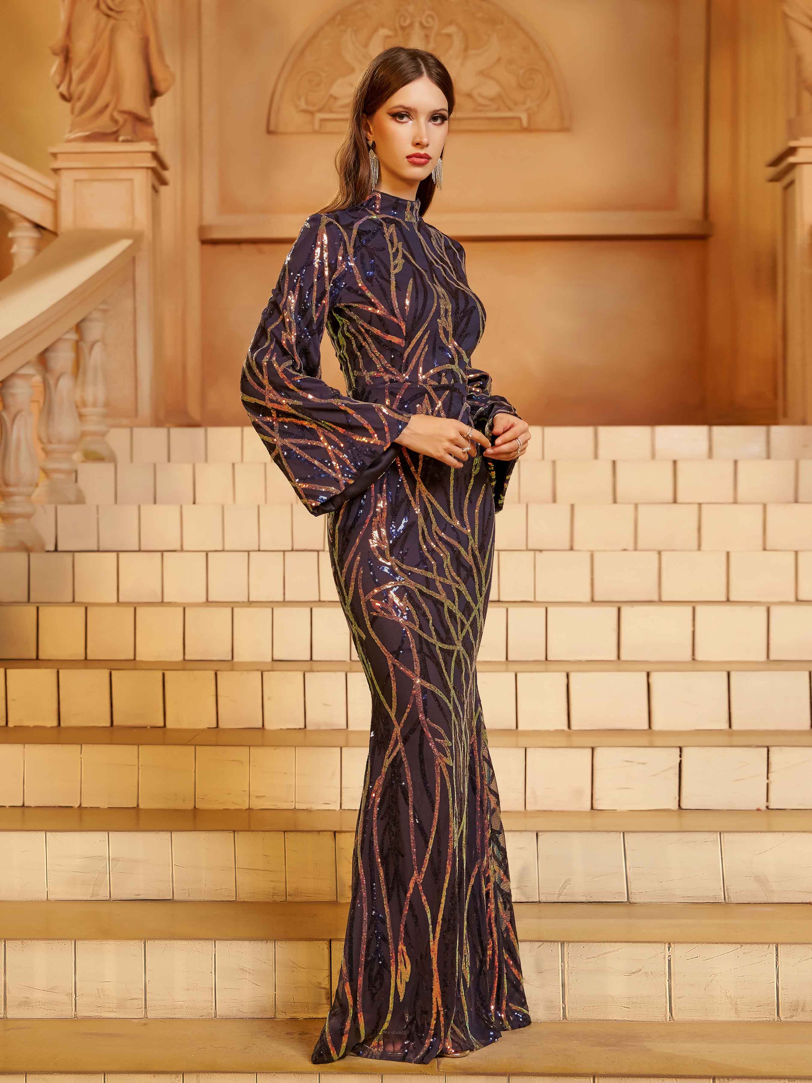 فستان ماكسي رسمي بأكمام طويلة باللون الأزرق مزين بالترتر - Image 3