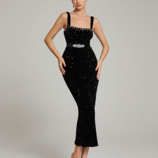 فستان كوكتيل أسود ضيق مزين بالترتر والخرز