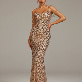 فستان سهرة أنيق مزين بالترتر وحمالات رفيعة