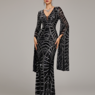 فستان سهرة أسود بأكمام واسعة مزين بالترتر