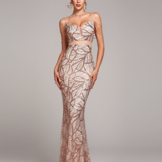 فستان كوكتيل مثير مزين بالترتر بلون المشمش