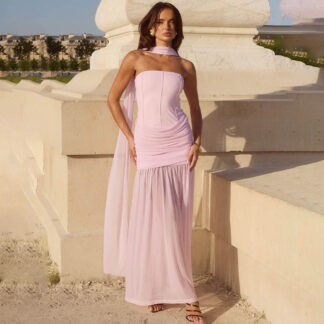 فستان أنبوبي شبكي نقي وجذاب بكتف واحد وخصر مرتفع وقصة ضيقة وتنورة طويلة تعانق الورك