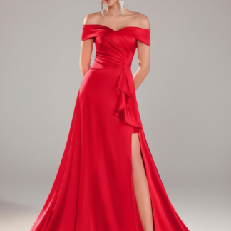 فستان سهرة ماكسي من الساتان مكشوف الكتفين بتصميم انسيابي مكشكش