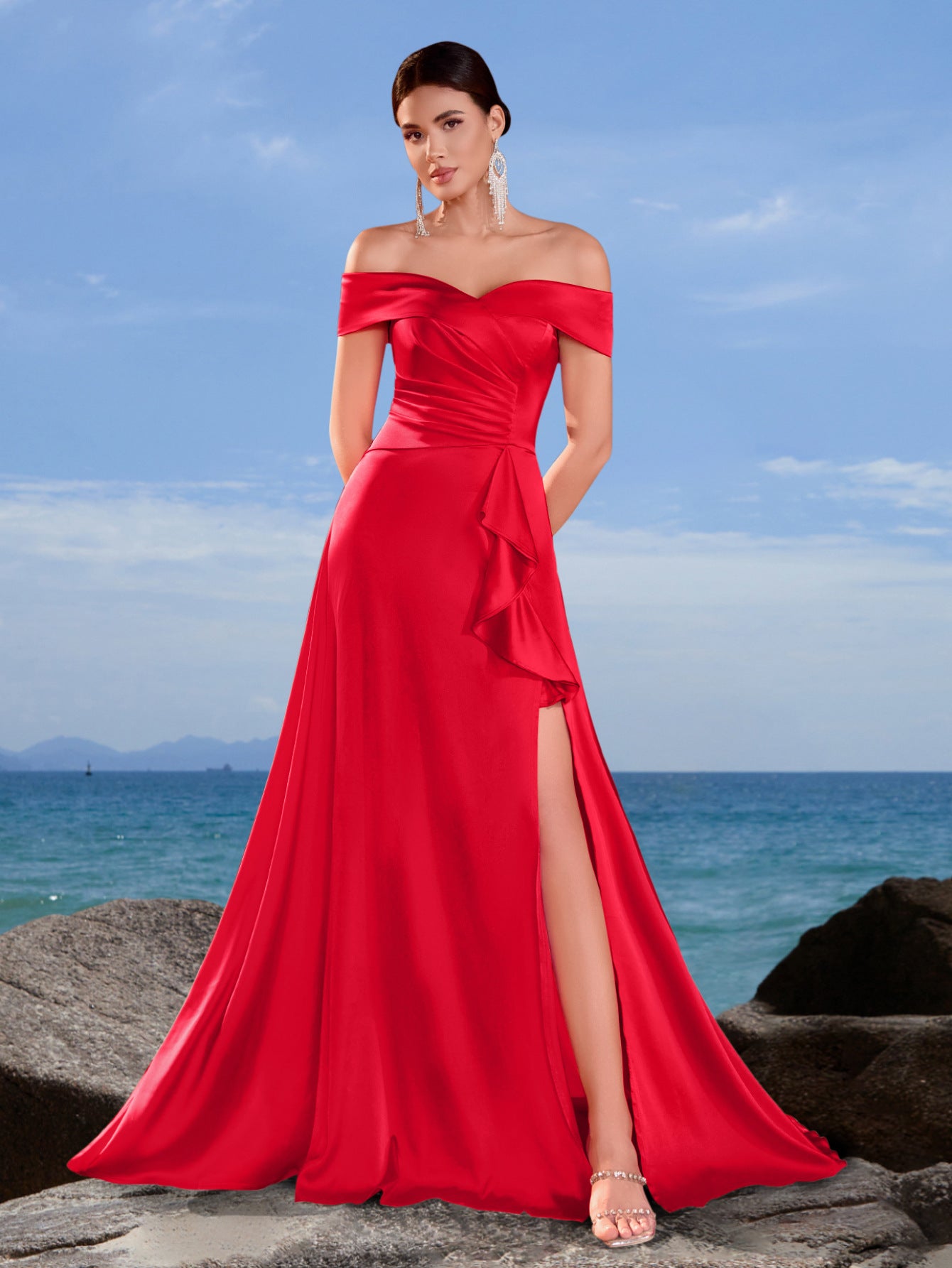 فستان سهرة ماكسي من الساتان مكشوف الكتفين بتصميم انسيابي مكشكش - Image 6